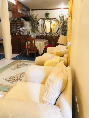 THE MANSION - 20 PAX LUXURY Near AIRPORT in PASAY